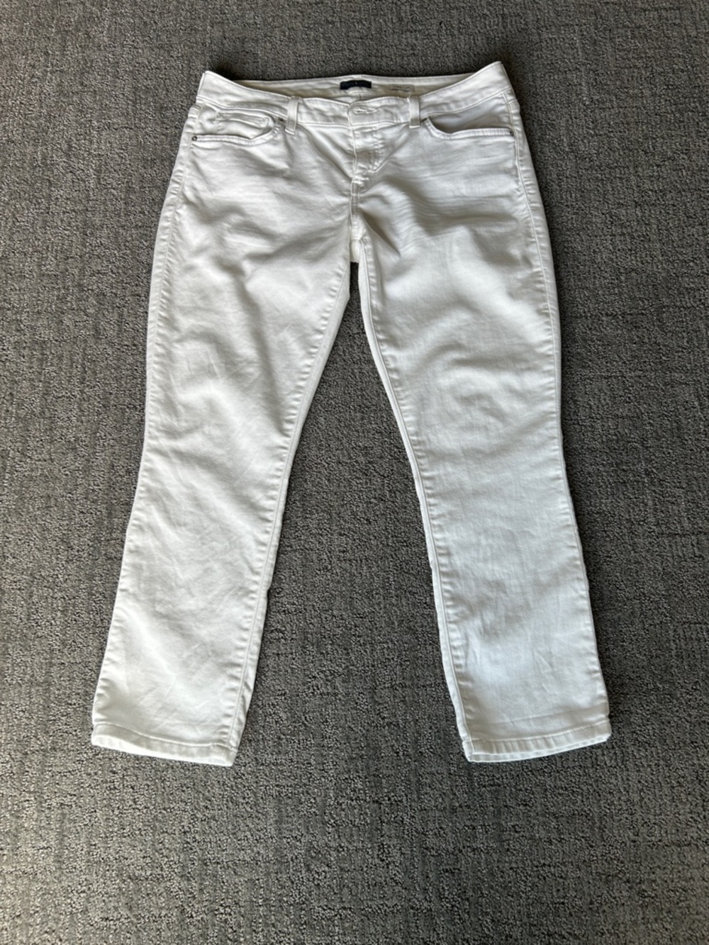 Classic White Straight-Leg Jeans for Women